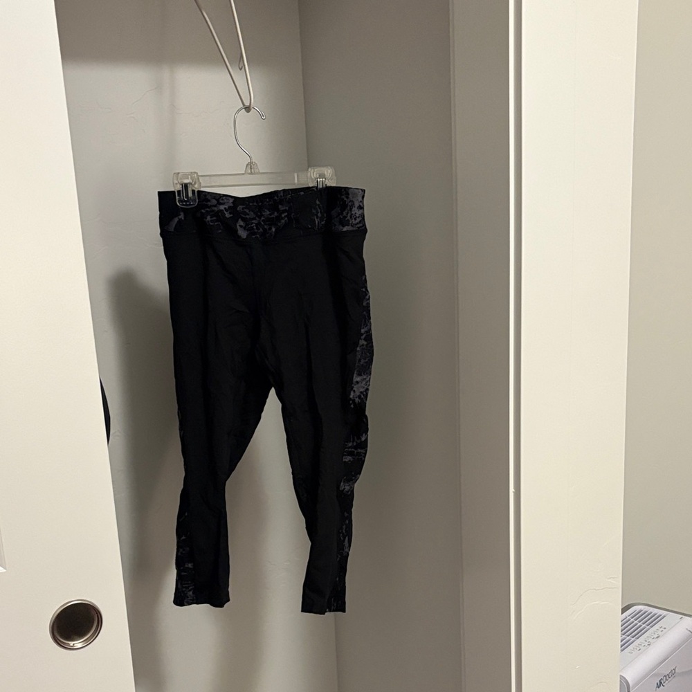 Calvin Klein Black Leggings with Pattern